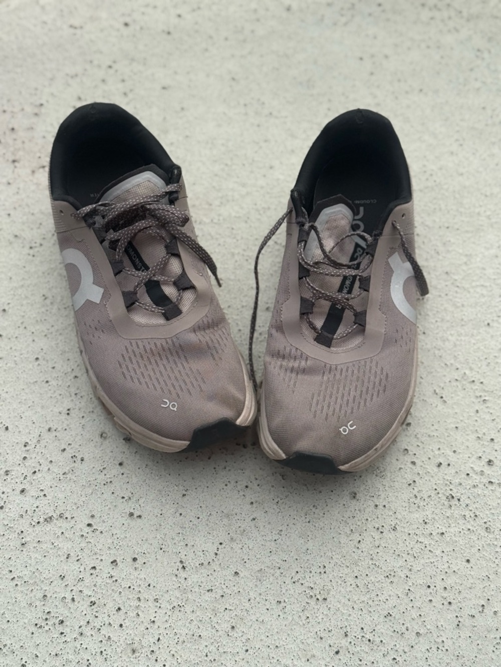 Men's On Running Cloudmonster Running Shoe in Cinder/Fog Size 12
